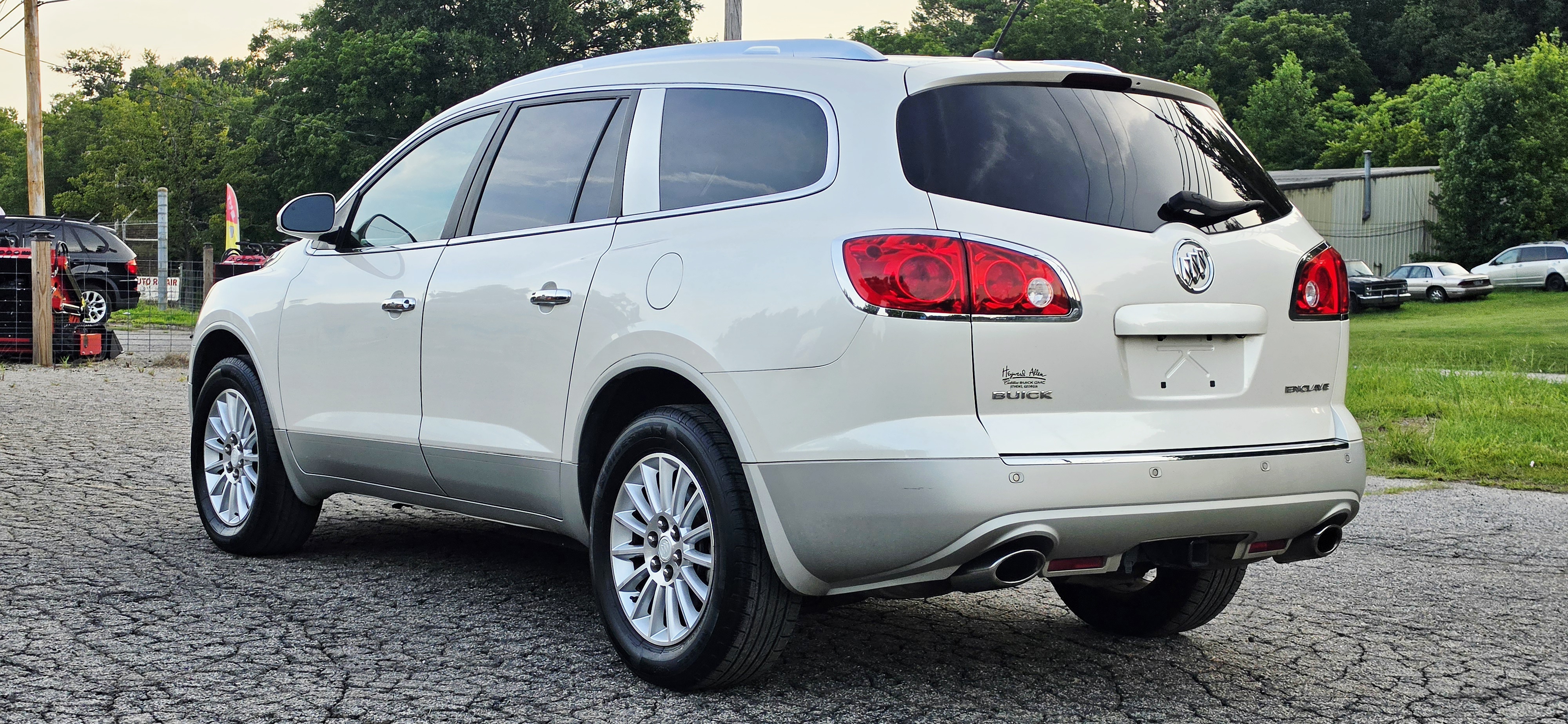 2012 Buick Enclave photo 6