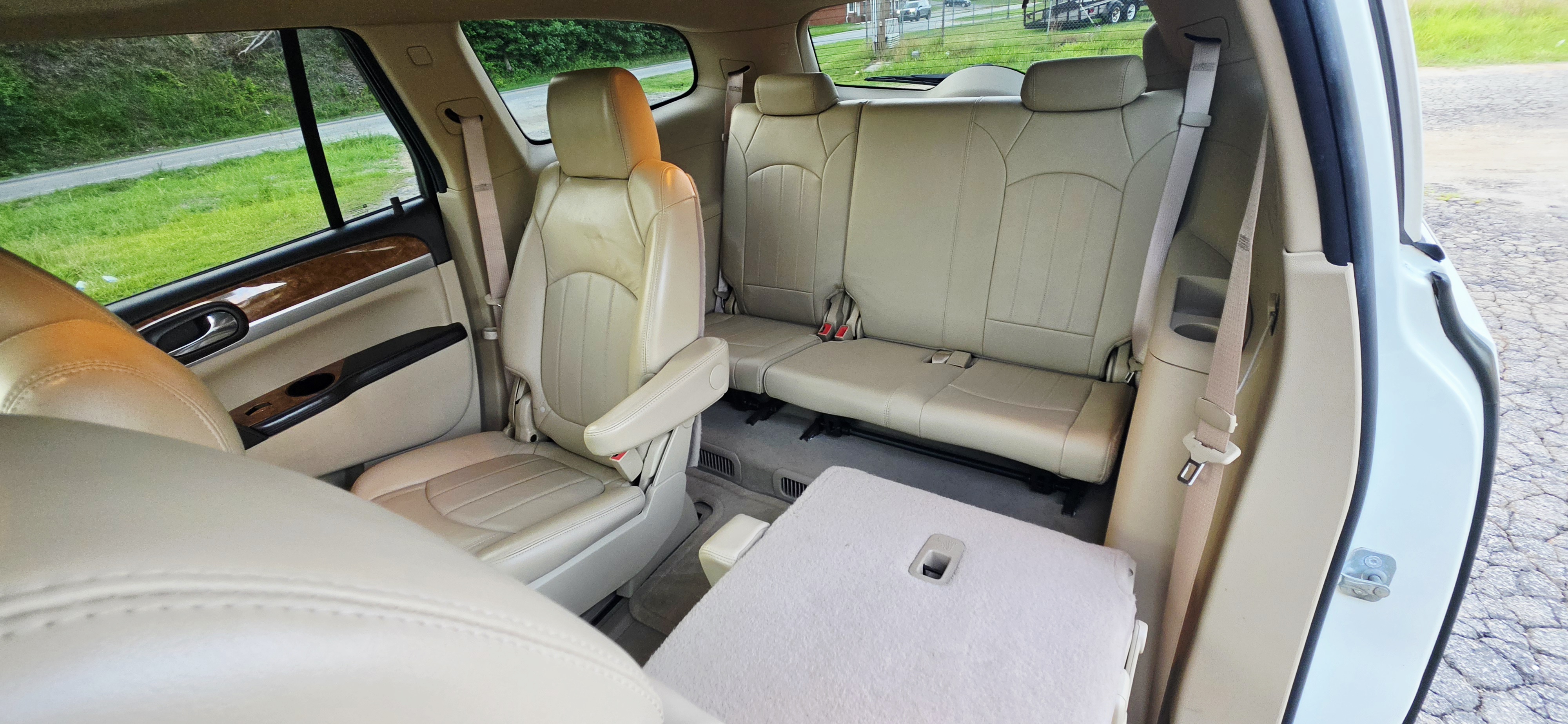 2012 Buick Enclave photo 13