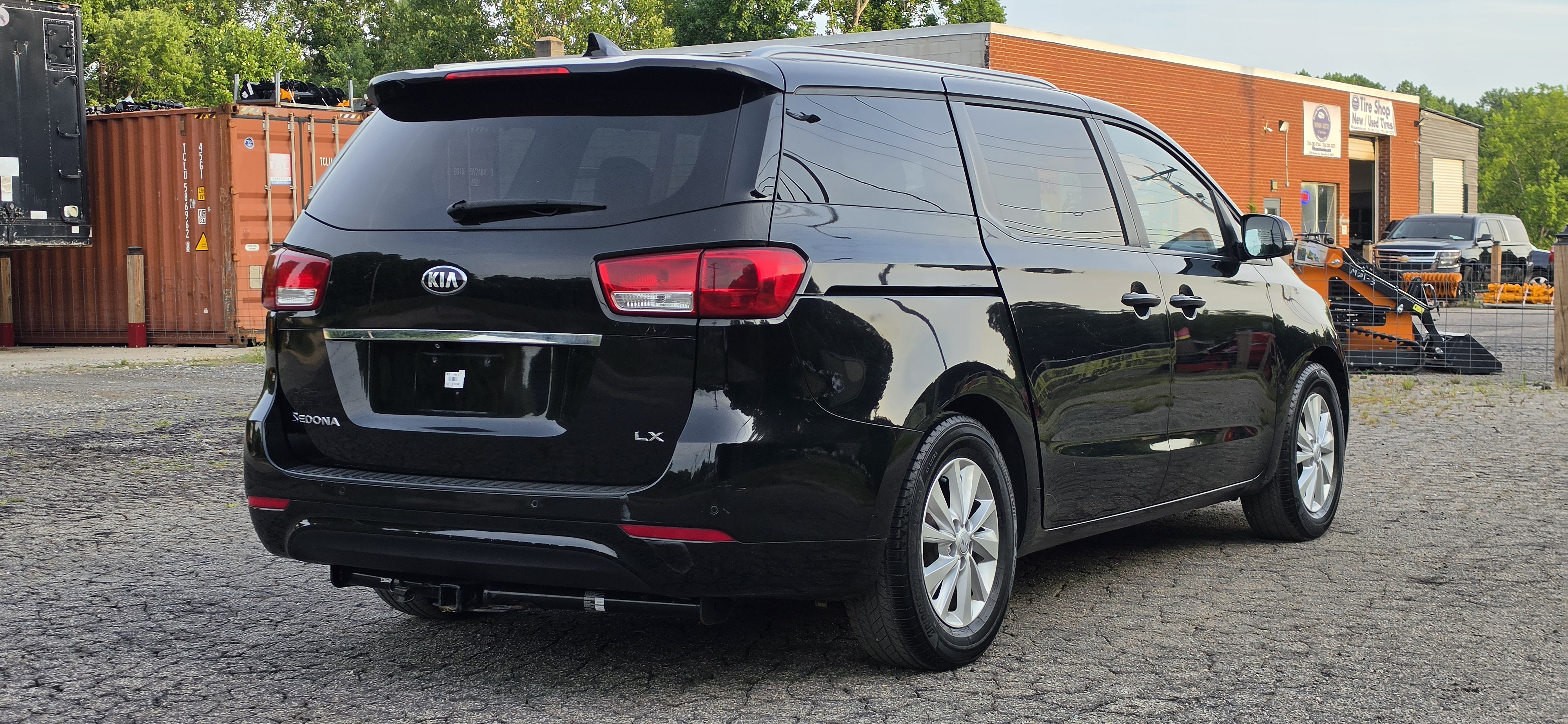 2016 Kia Sedona photo 4
