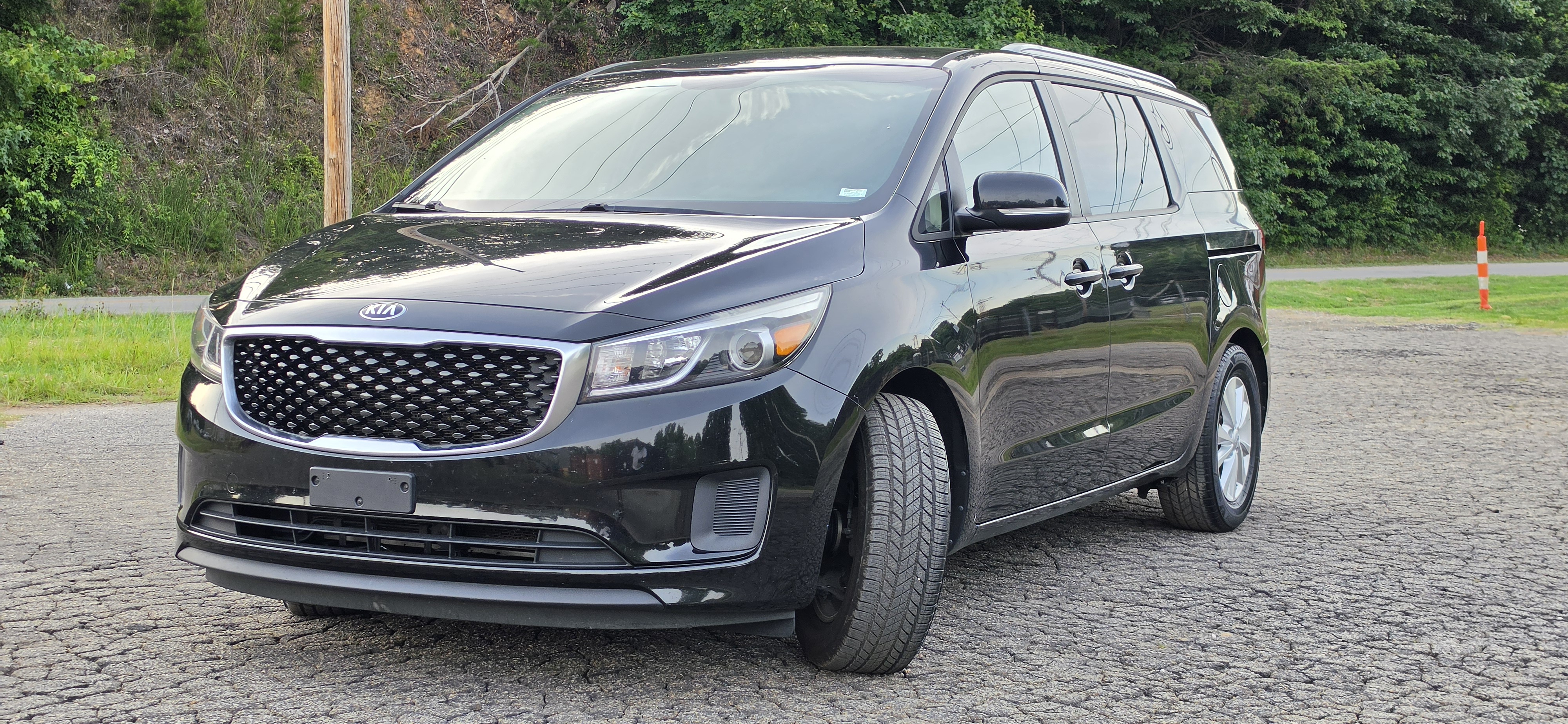 2016 Kia Sedona photo 16