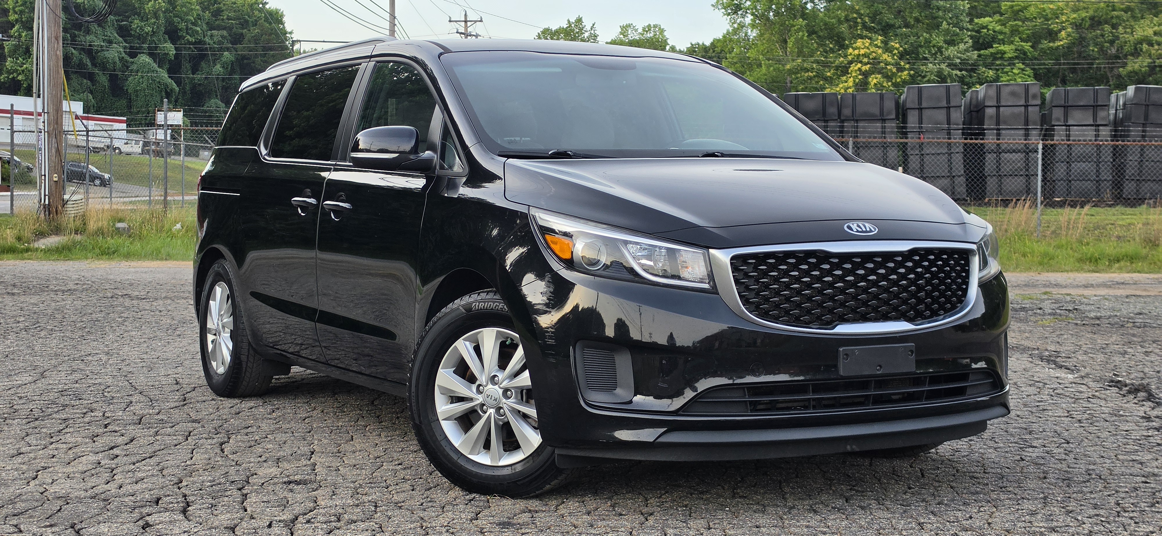 2016 Kia Sedona photo 17