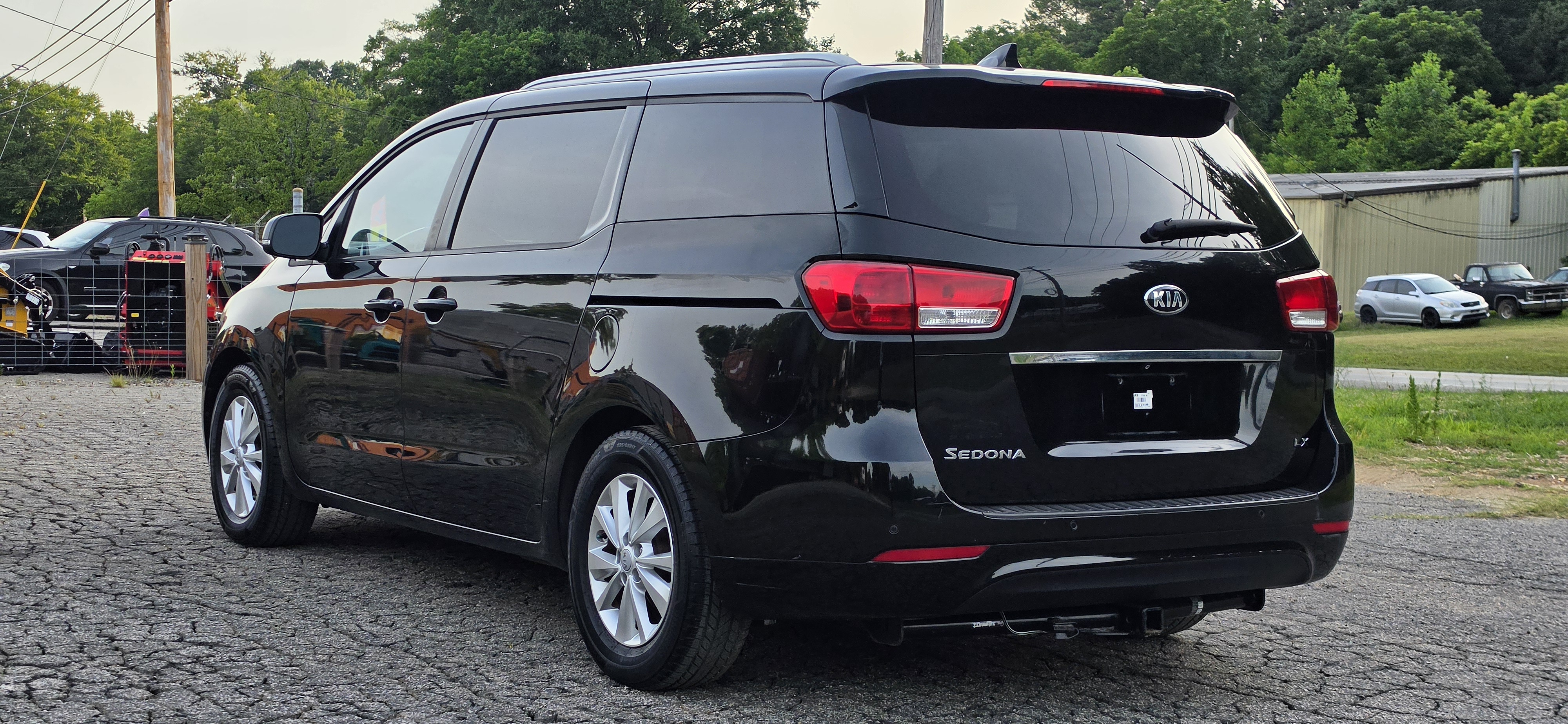 2016 Kia Sedona photo 6
