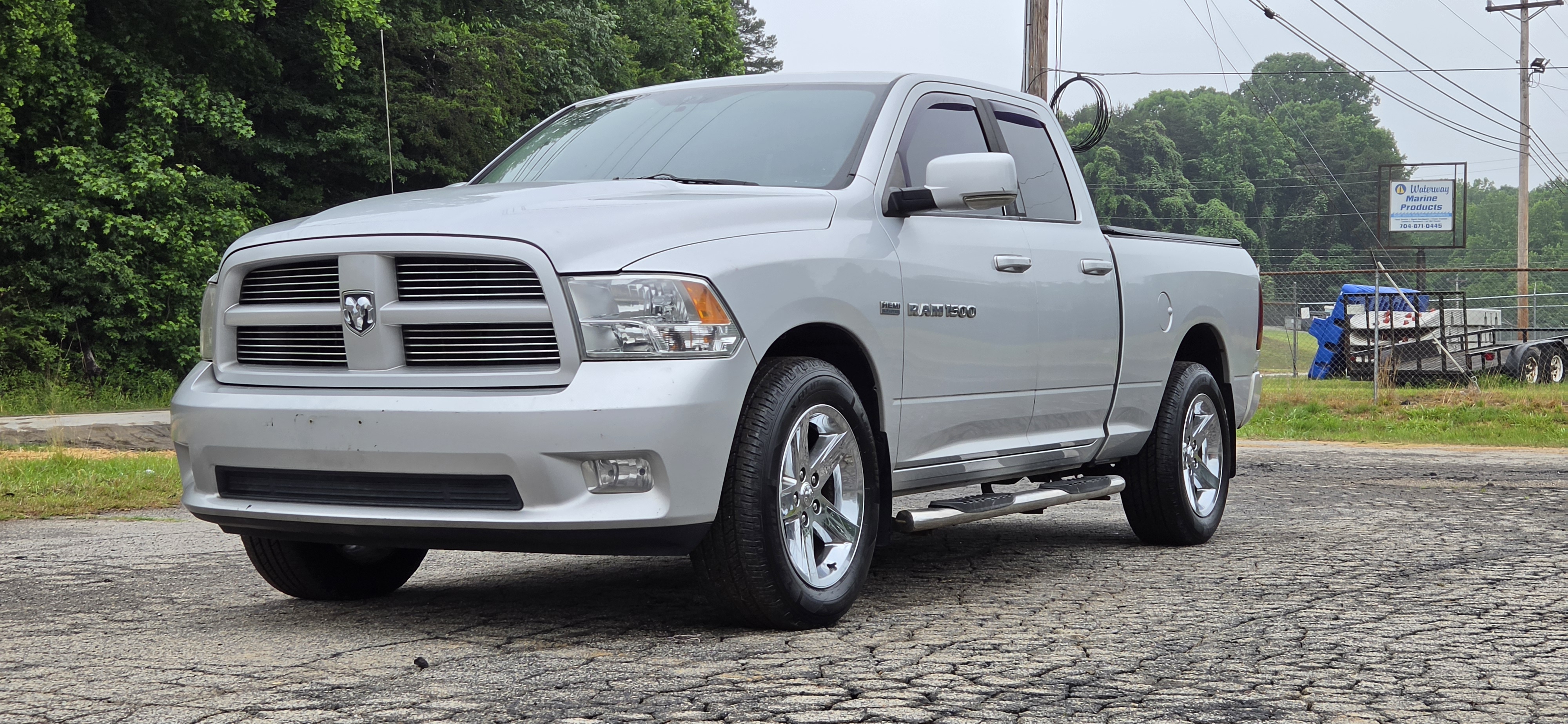 2012 Ram 1500 photo 2