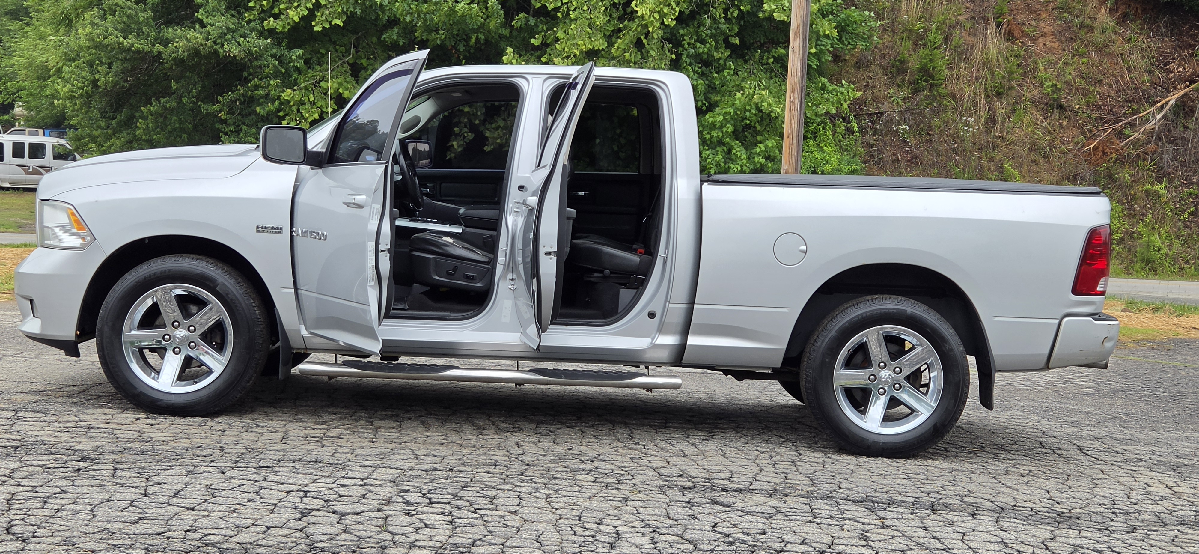 2012 Ram 1500 photo 10