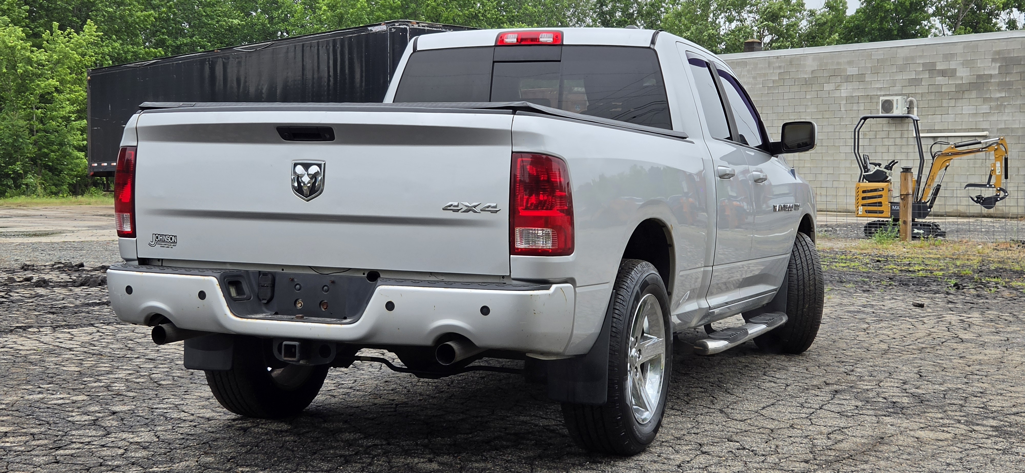 2012 Ram 1500 photo 17