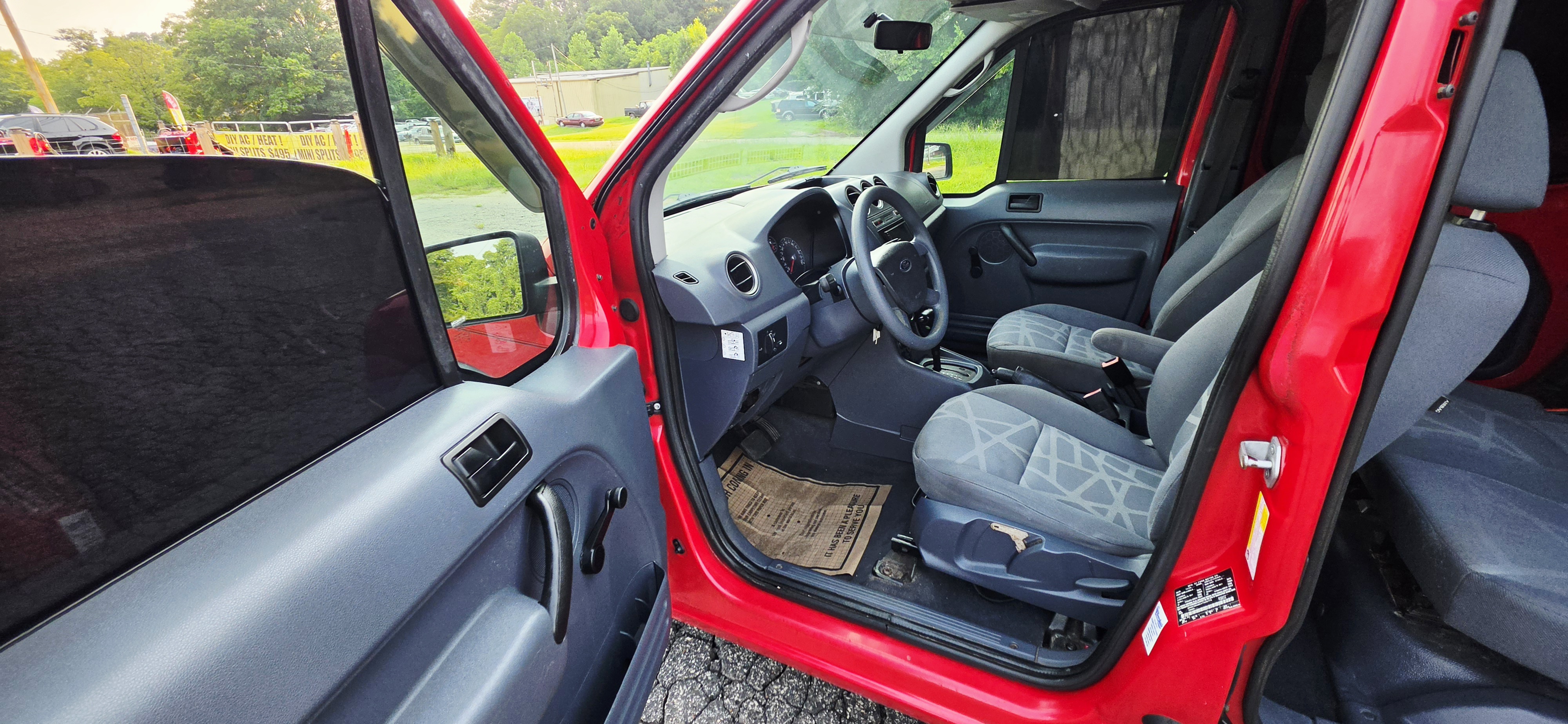 2010 Ford Transit Connect photo 10
