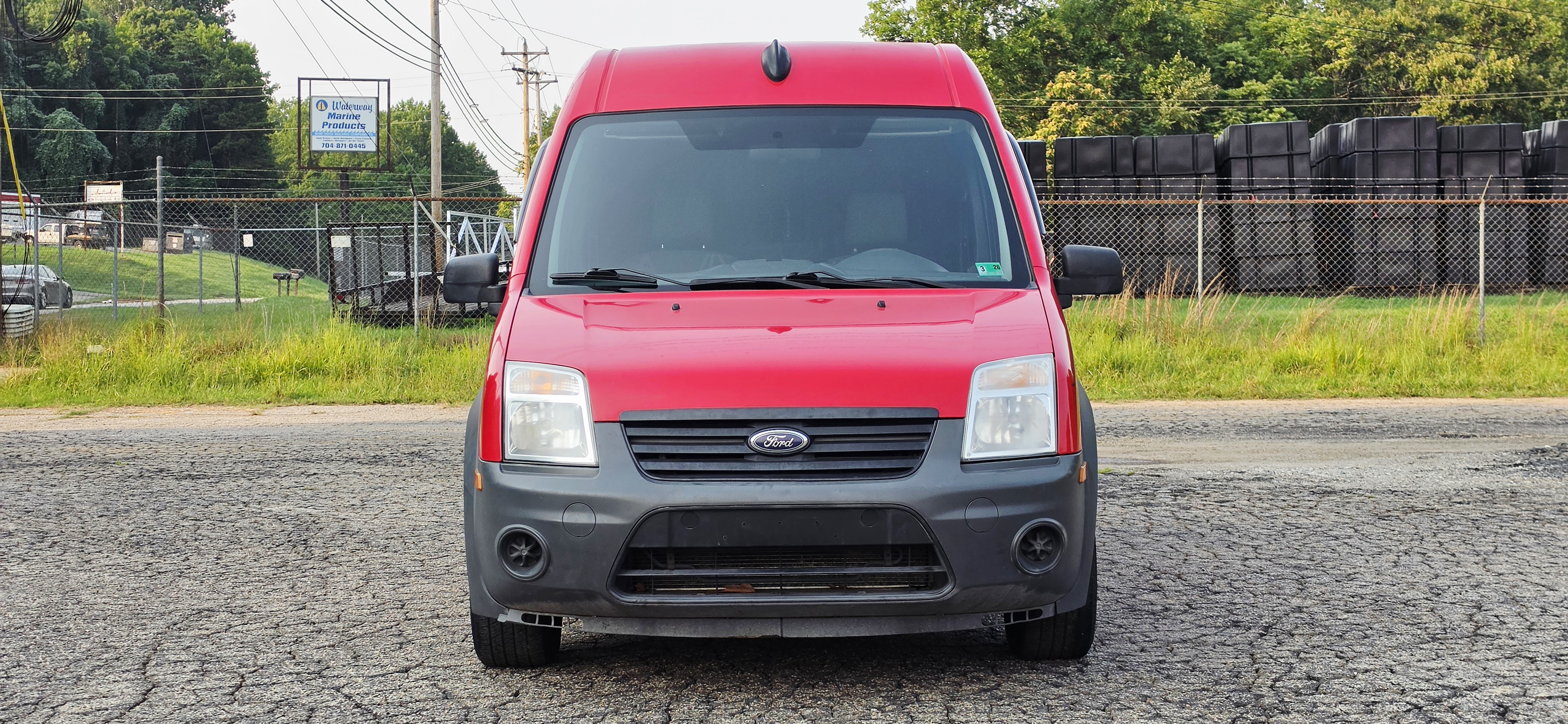 2010 Ford Transit Connect photo 2