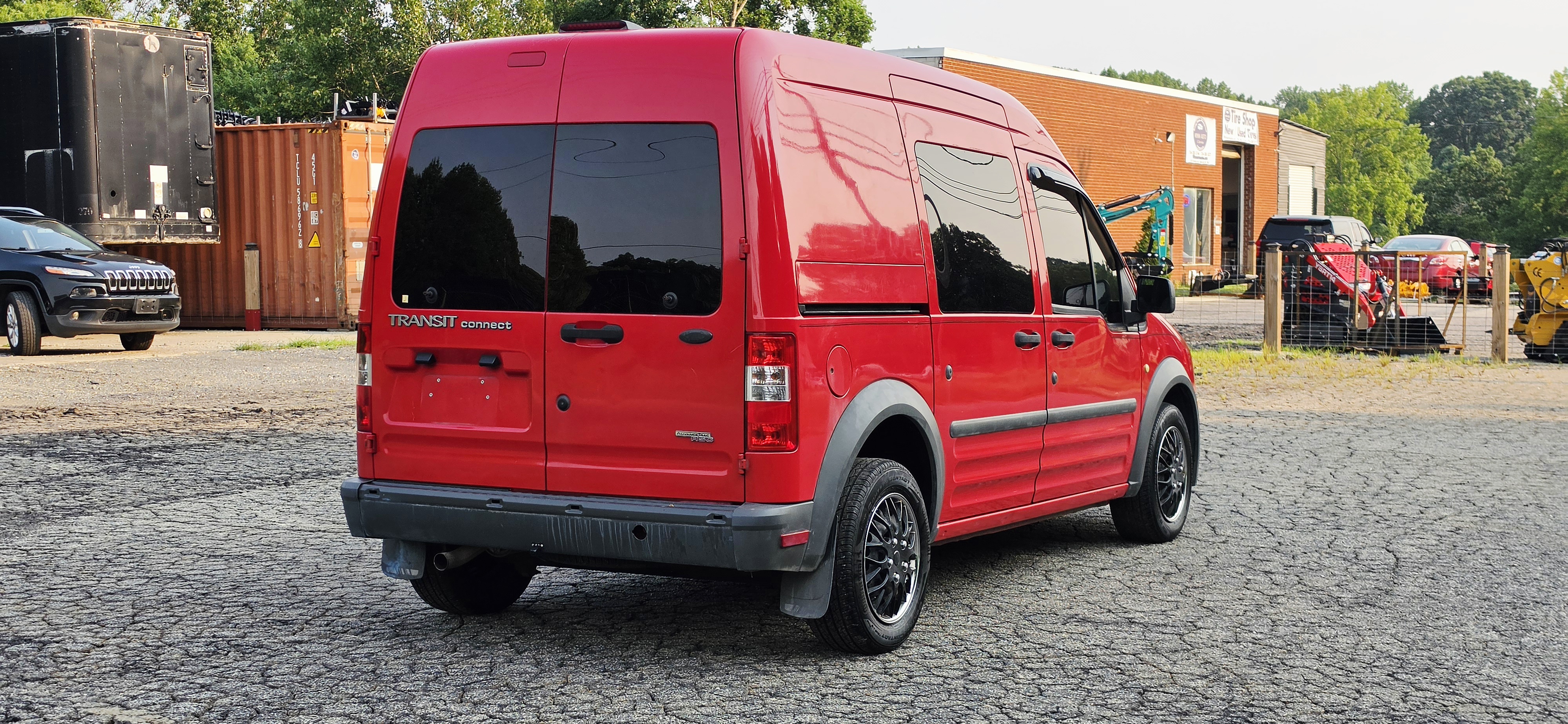 2010 Ford Transit Connect photo 4
