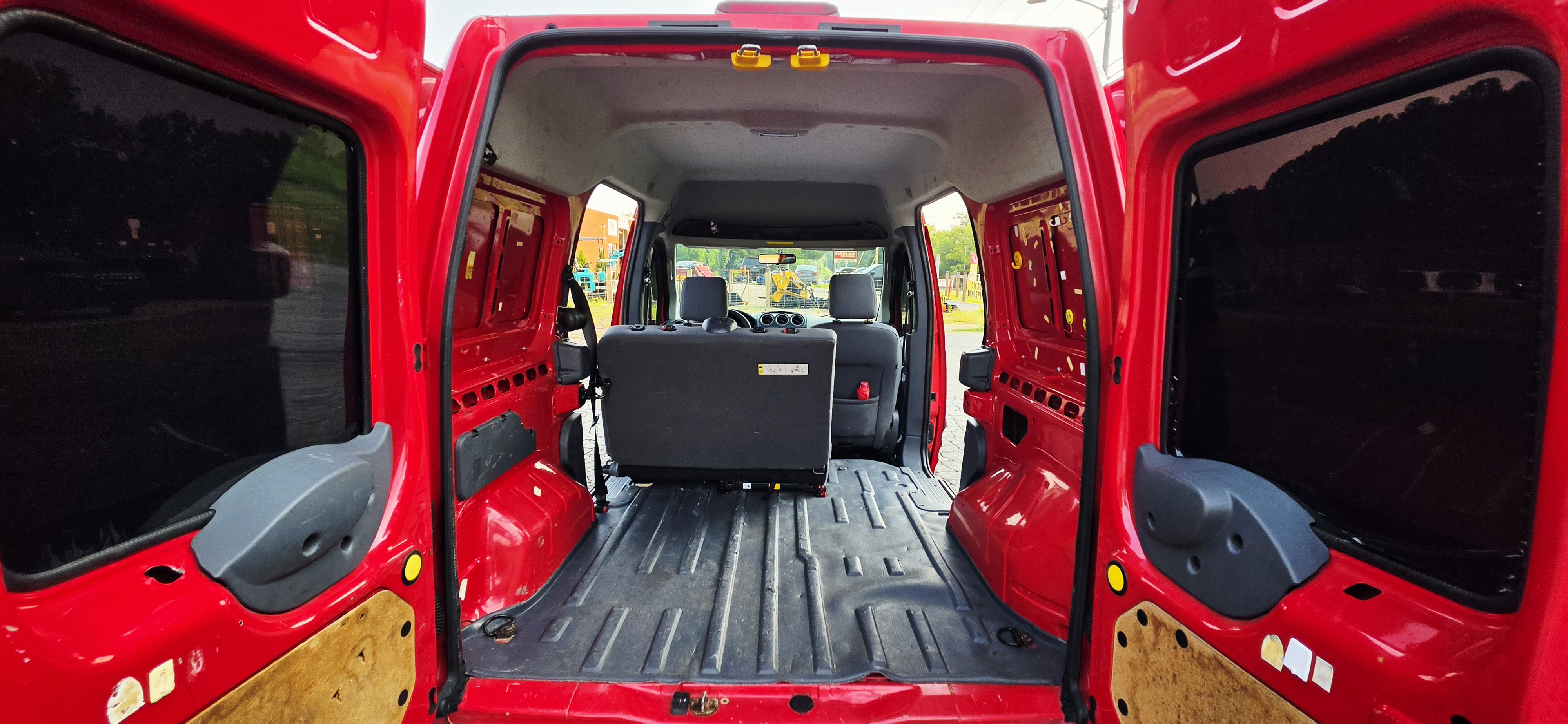 2010 Ford Transit Connect photo 16