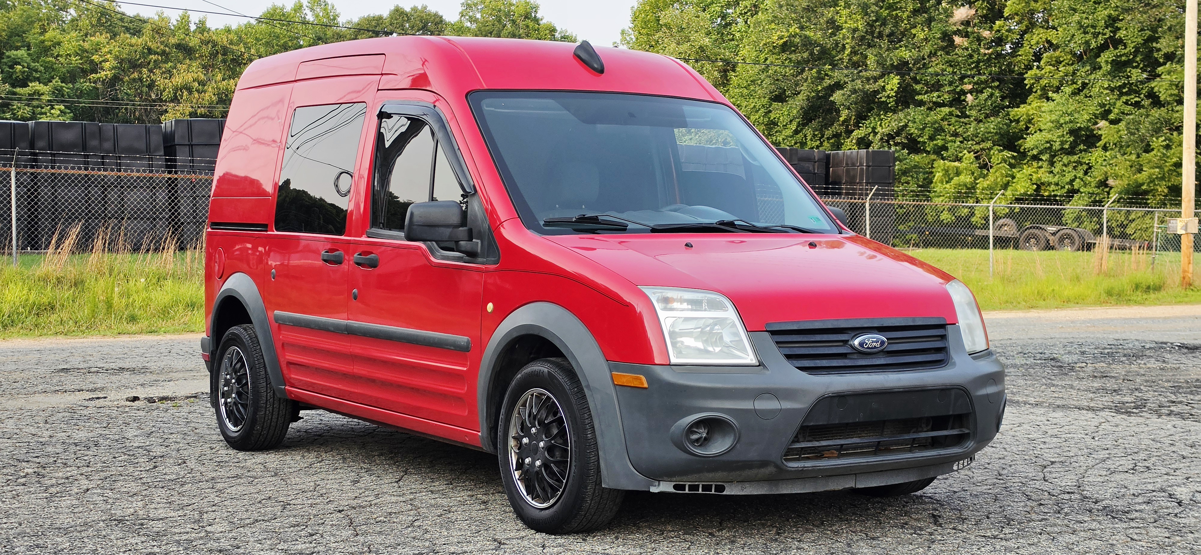 2010 Ford Transit Connect photo 3