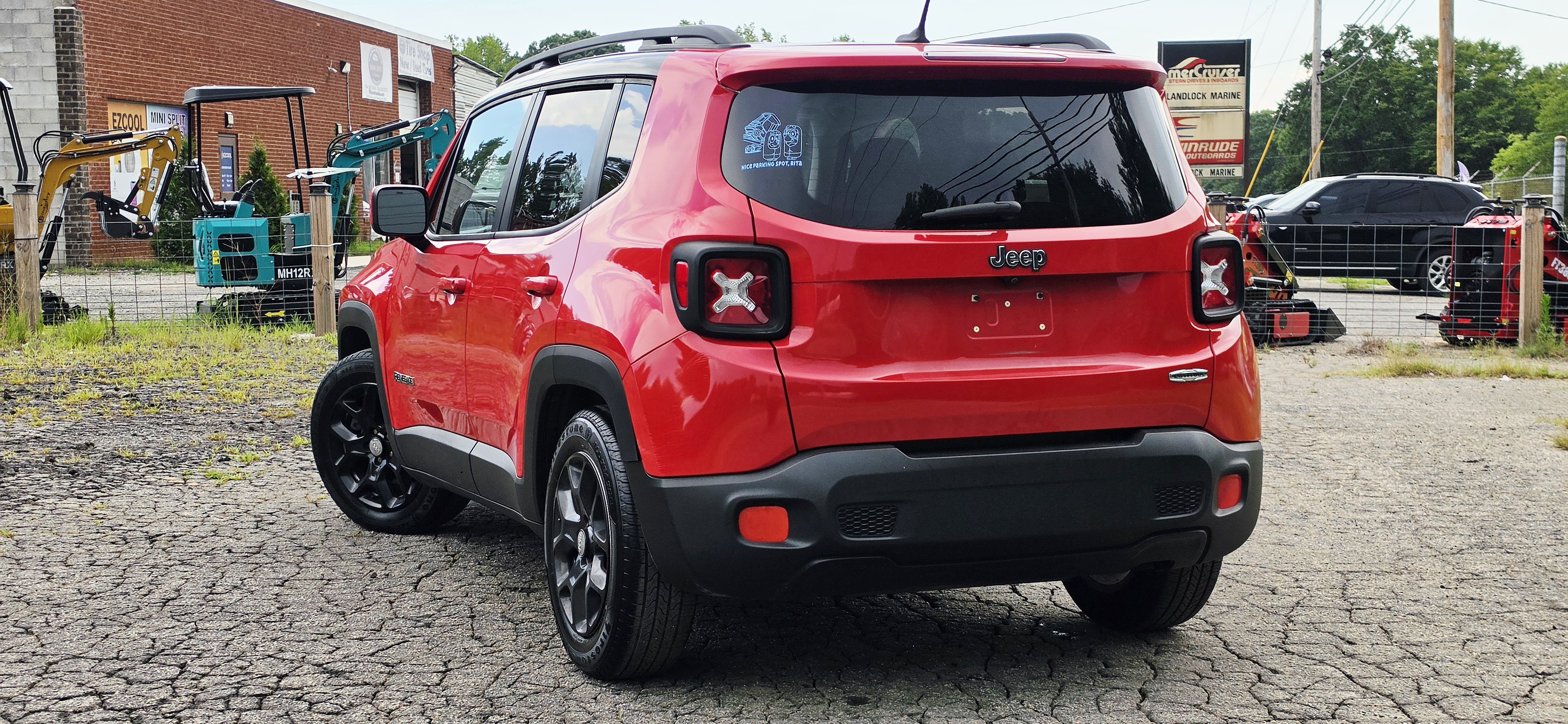 2016 Jeep Renegade photo 17