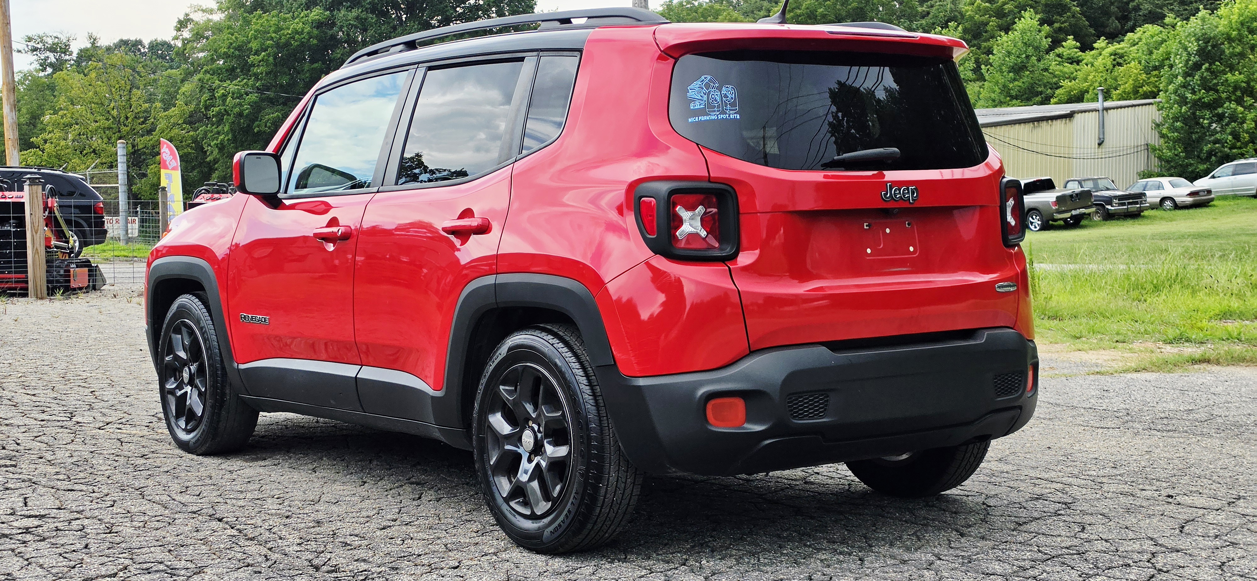 2016 Jeep Renegade photo 6