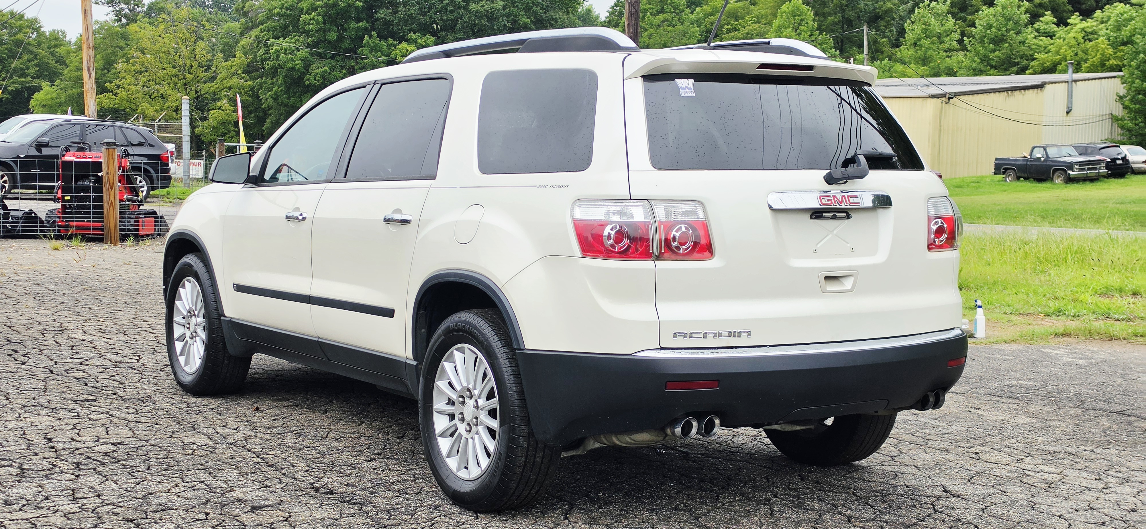 2009 GMC Acadia photo 6