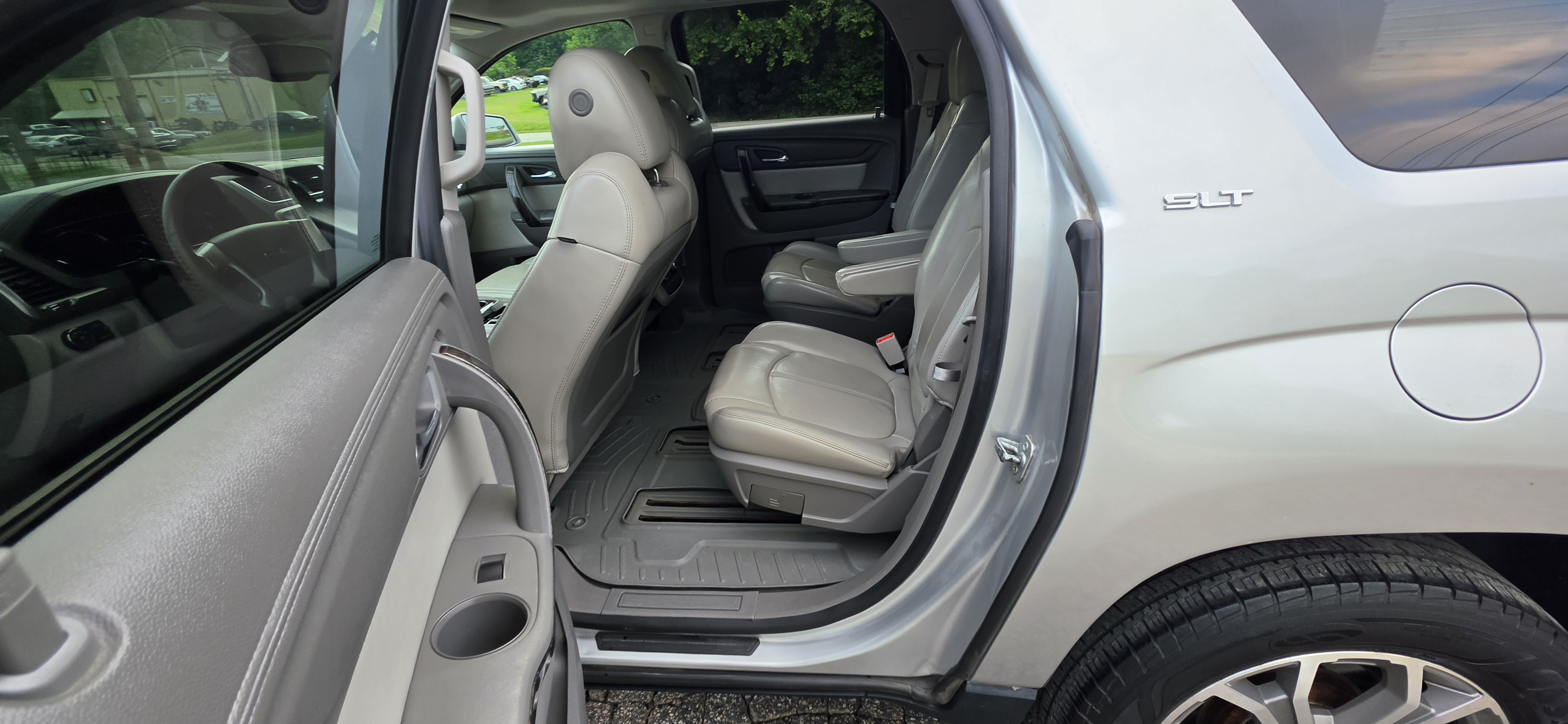 2014 GMC Acadia photo 11