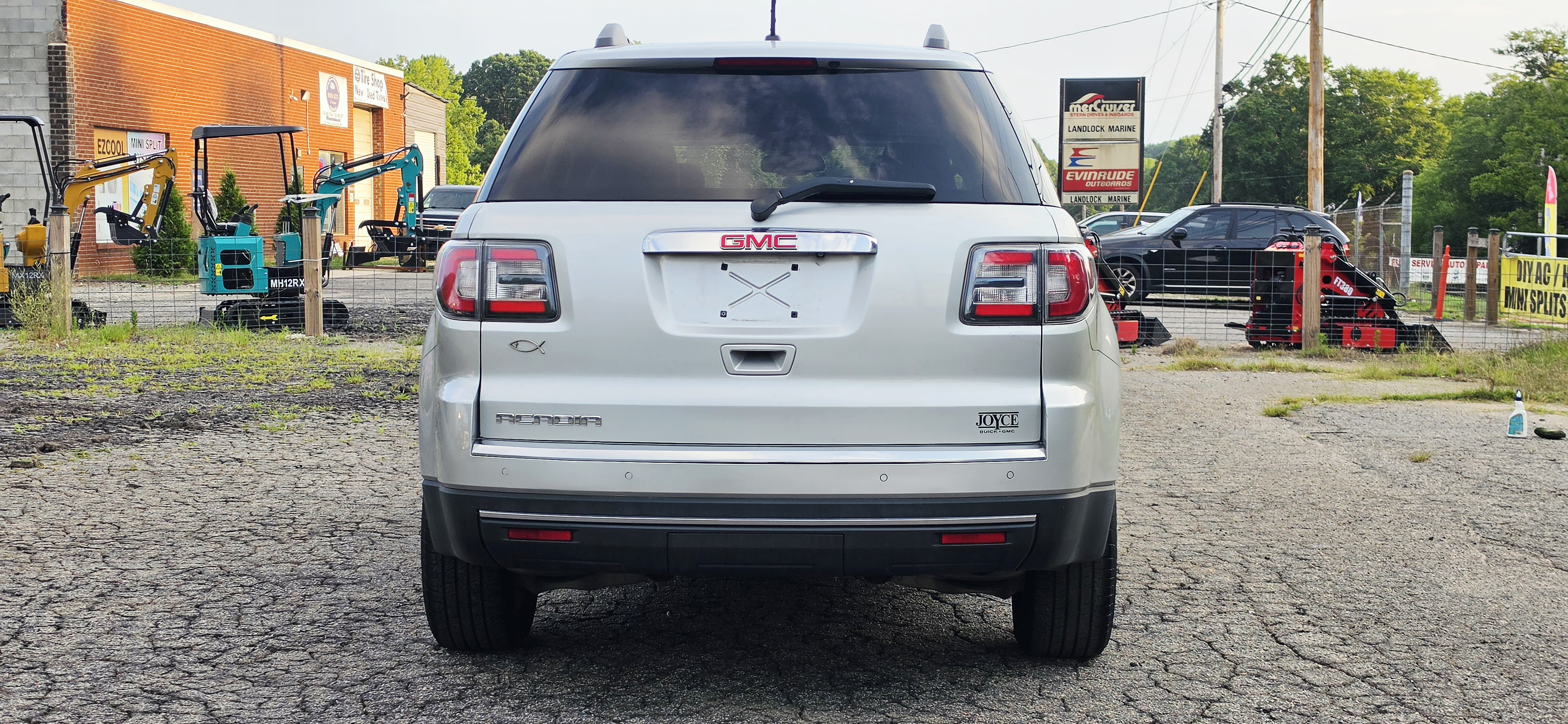 2014 GMC Acadia photo 5
