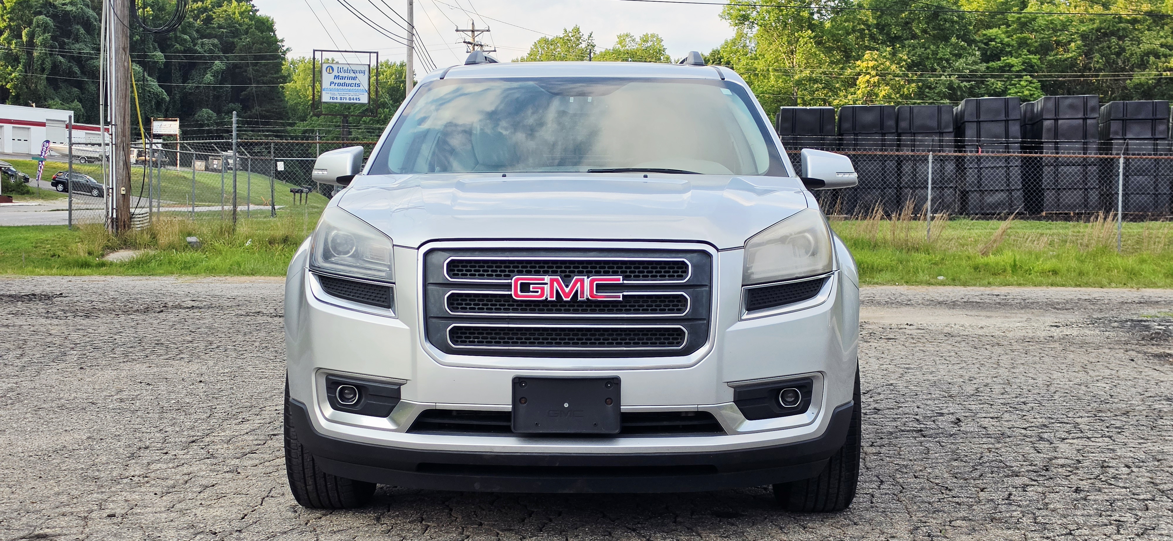 2014 GMC Acadia photo 2