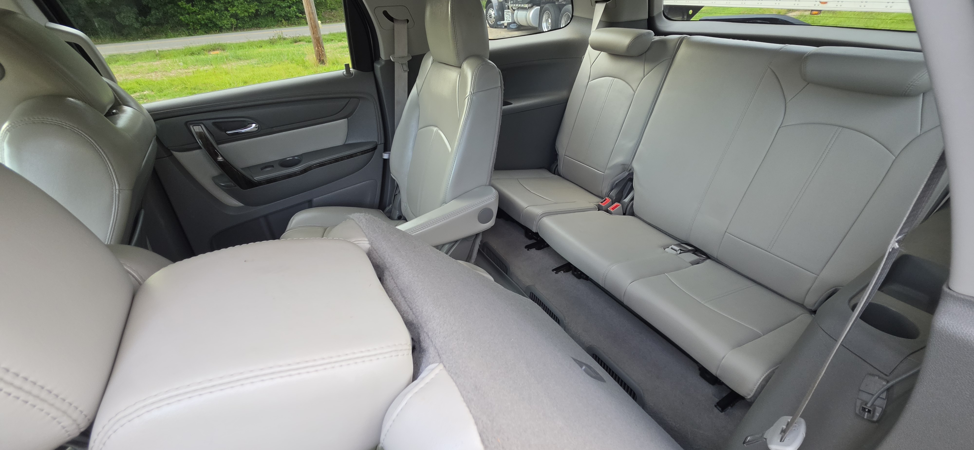 2014 GMC Acadia photo 13