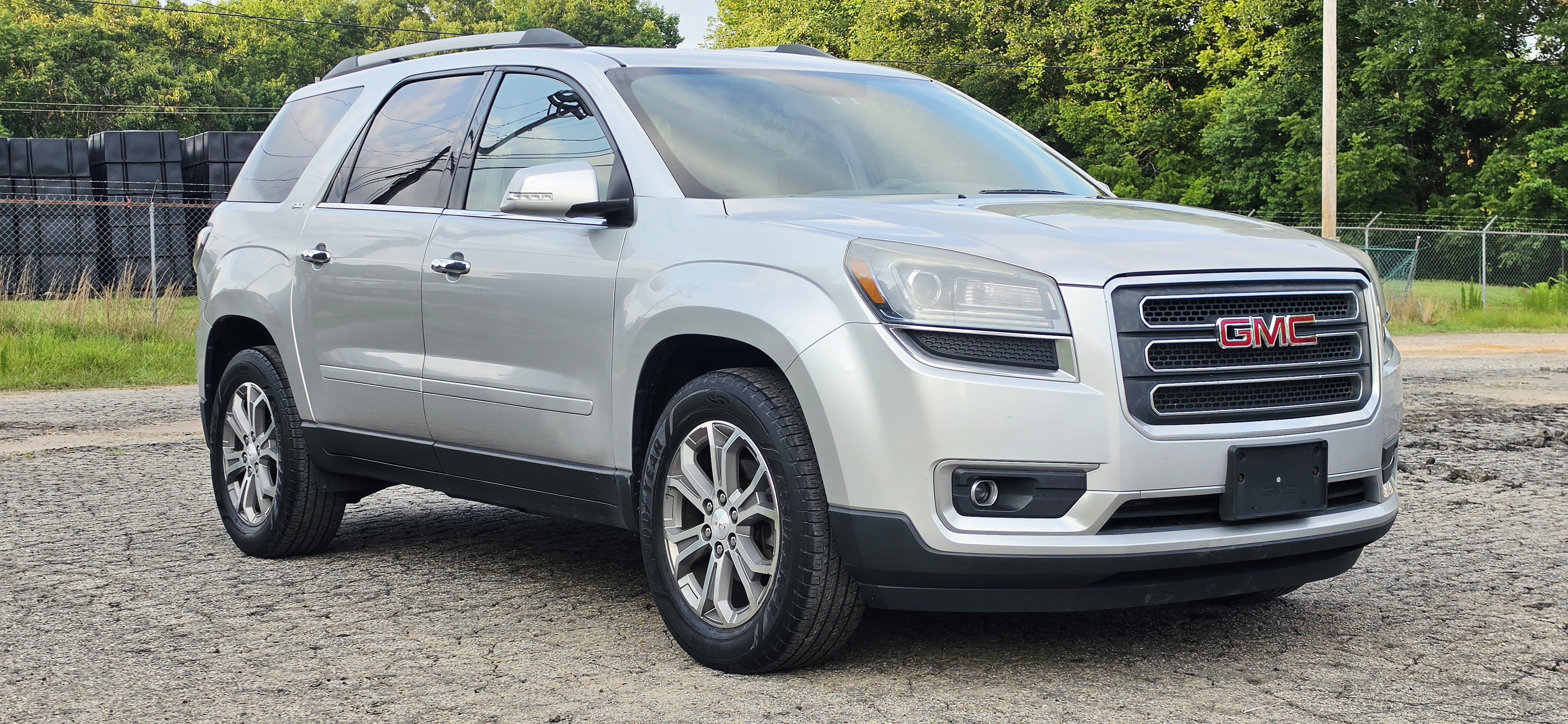 2014 GMC Acadia photo 3