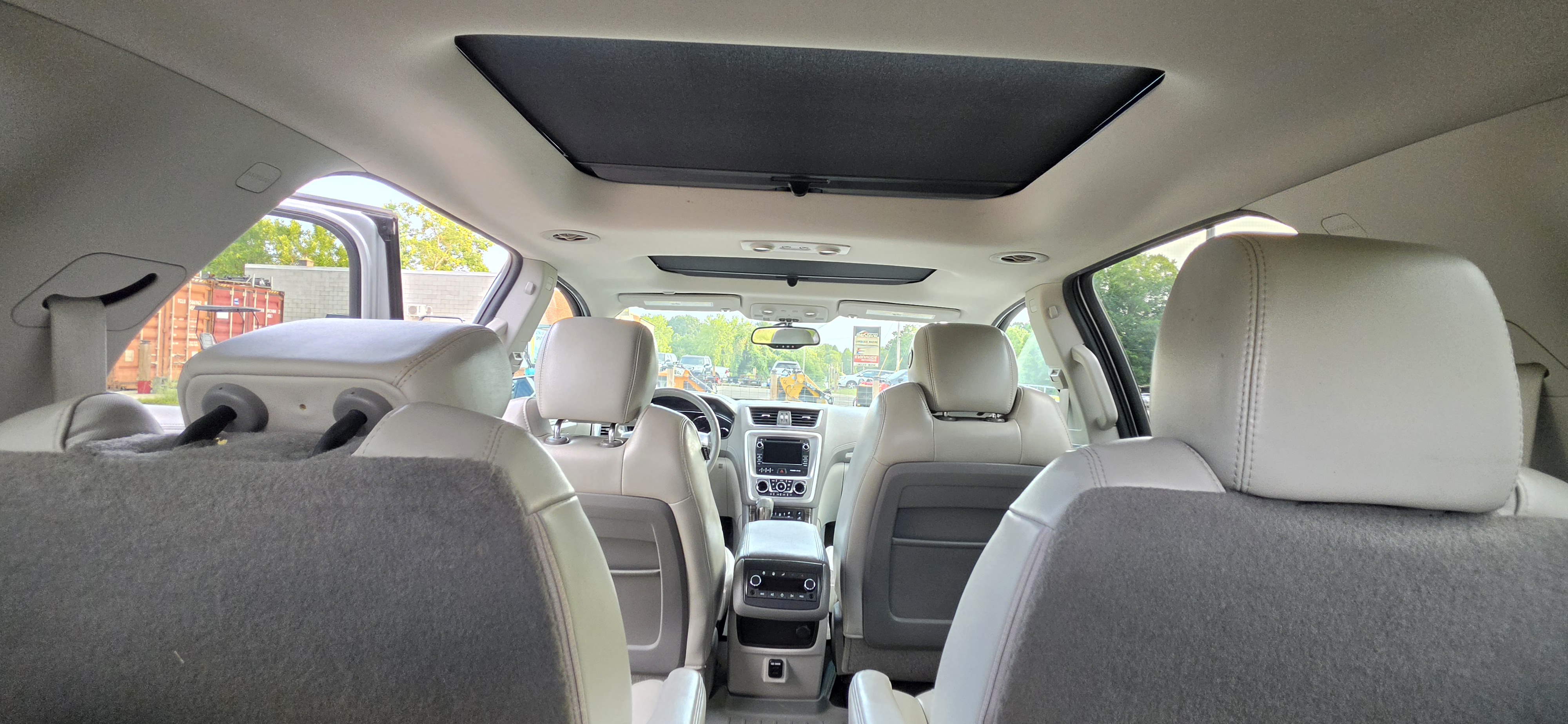 2014 GMC Acadia photo 15