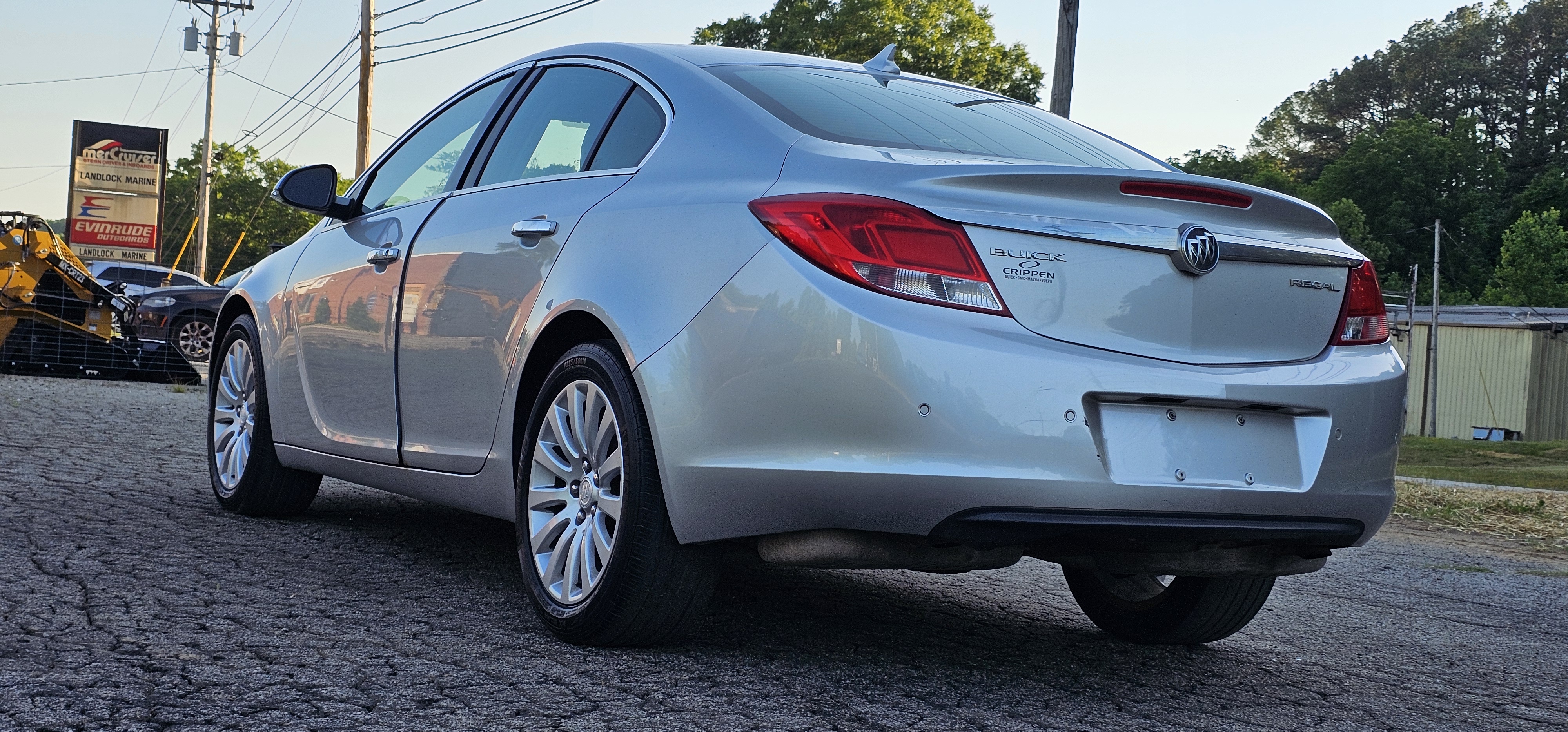 2012 Buick Regal photo 6
