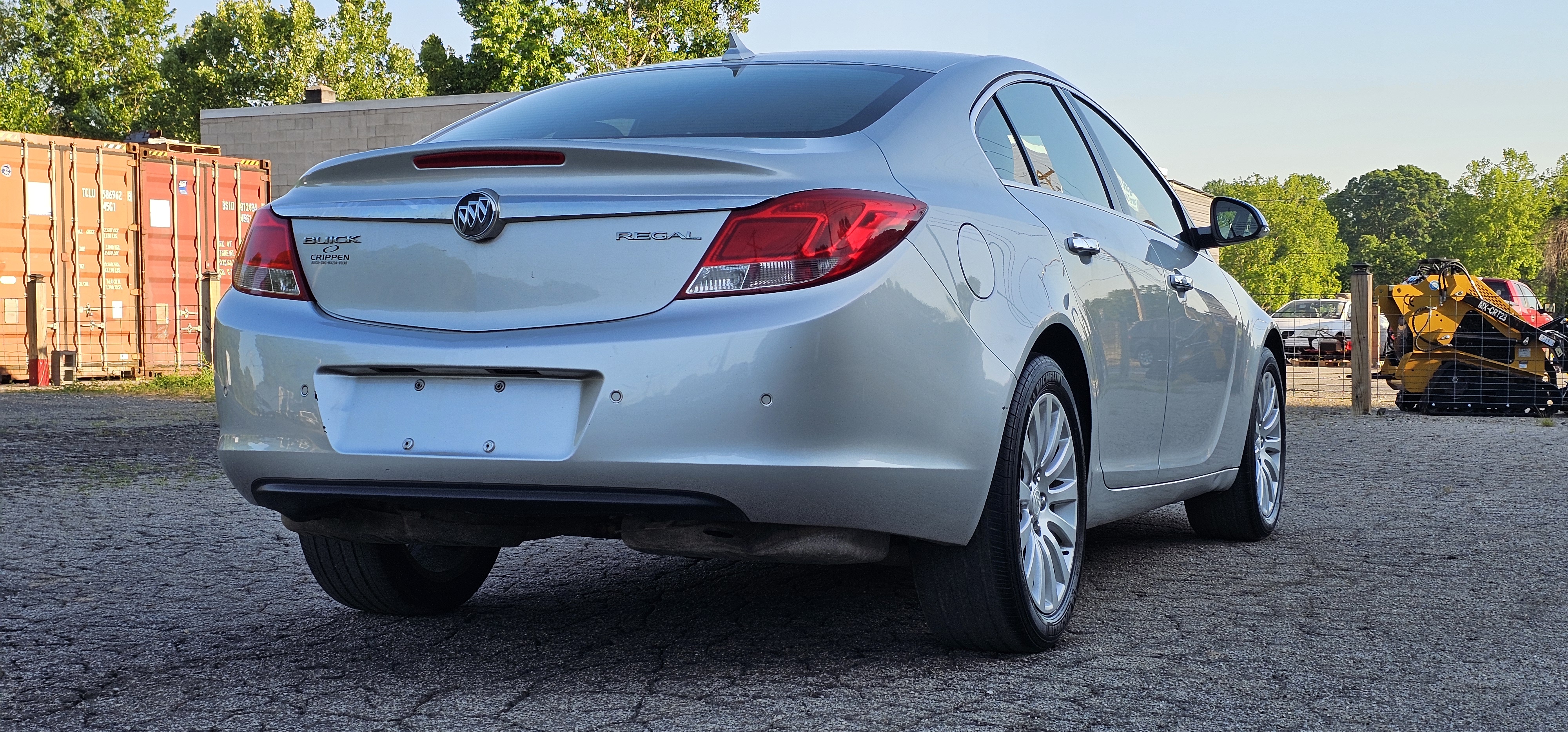 2012 Buick Regal photo 4
